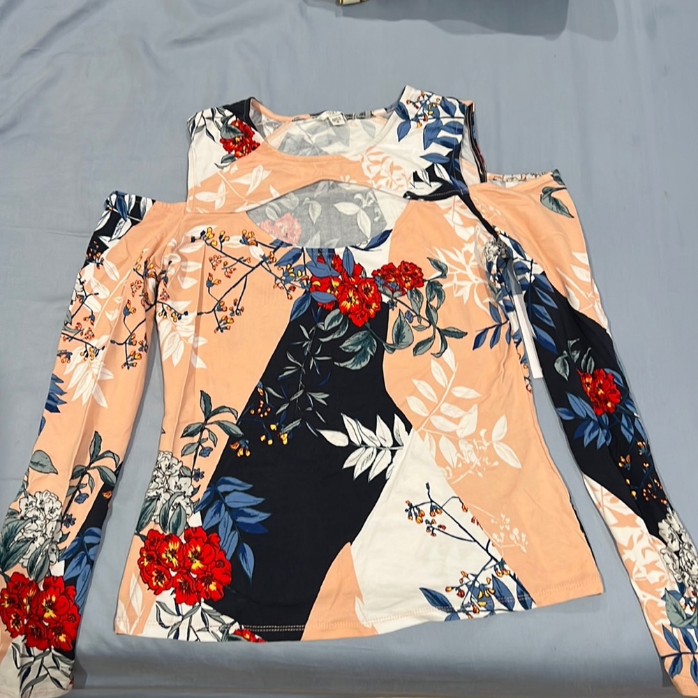 Floral top